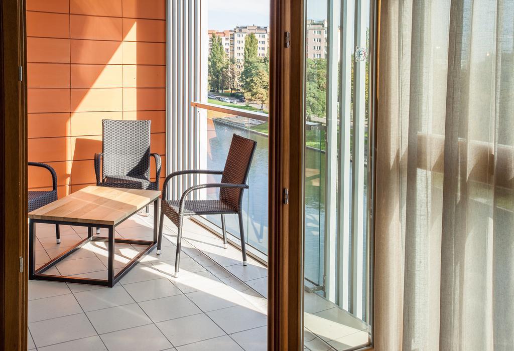 Staywin Riverfront Lofts Гданьск Номер фото